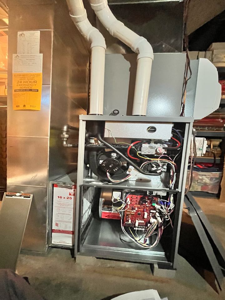 AC tuneup on new Armstrong Air Conditioner in Milwaukee.