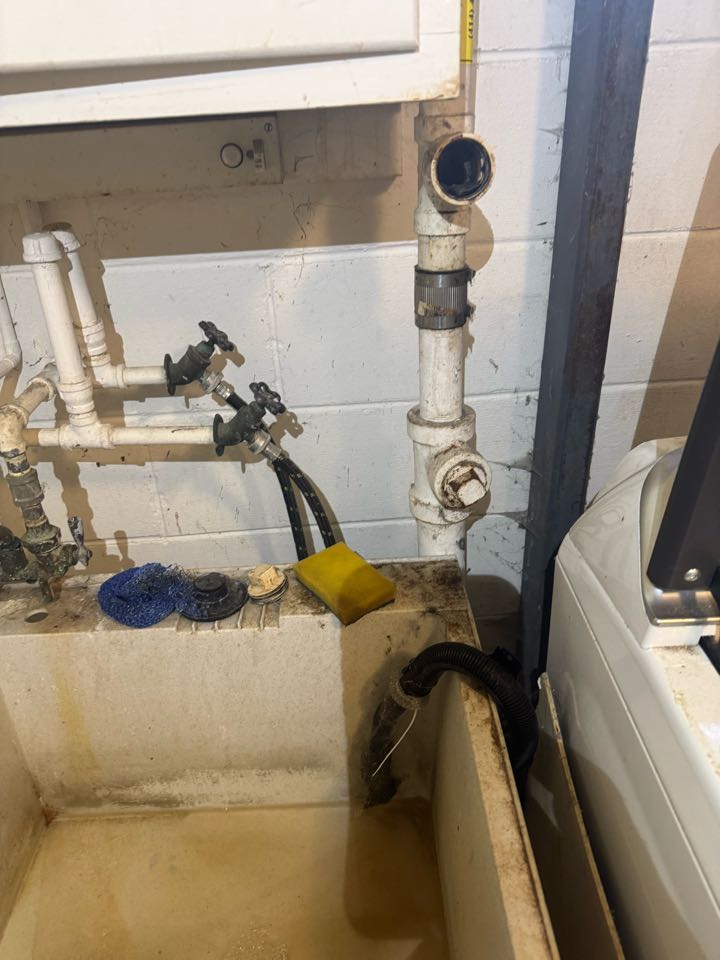 Laundry tub drain cleaning 