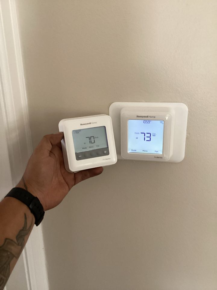 Thermostat replacement. Whitefish bay, Wisconsin.