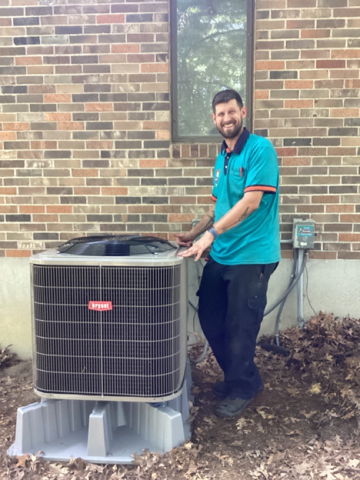 Installing Bryant HVAC equipment in moberly Missouri 
