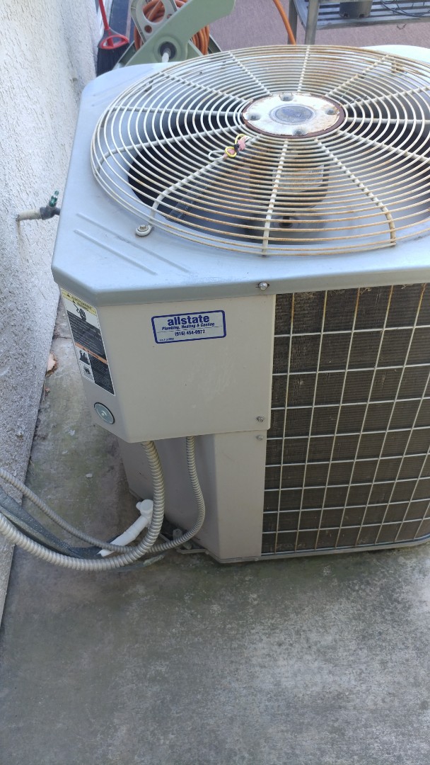 Elk Grove, CA - I'm working on a Carrier 21 year 3 Ton A/C unit. Located in Elk Grove, CA. Elk Grove, CA - I'm working on a Carrier 21 year 3 Ton A/C unit. Located in Elk Grove, CA.