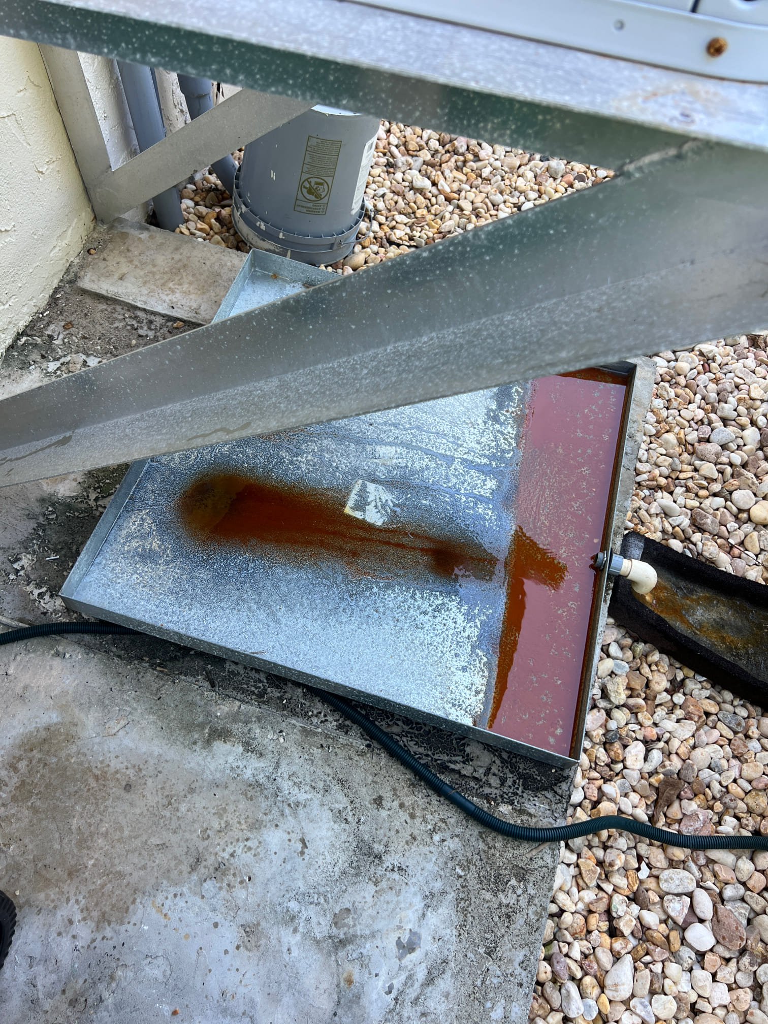 I was called to a home to fix a leak in the air conditioner. I found that the drip pan was rusted and needed to be replaced. I also found that the door code 1212 did not work. I was able to fix the door code by resetting the system. I also found that the drill was not needed to fix the leak. I was able to fix the leak by tightening the connection. I also found that the door code 1212 did not work. I was able to fix the door code by resetting the system. I also found that the drill was not needed to fix the leak. I was able to fix the leak by tightening the connection.