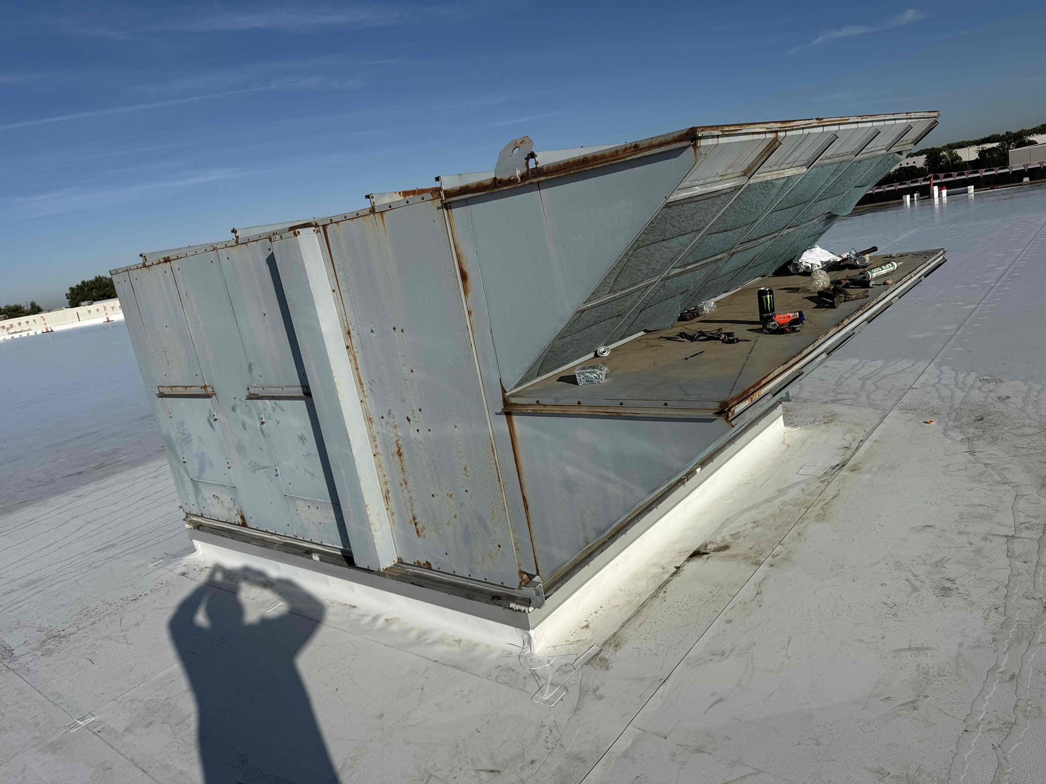 I am a highly skilled and experienced home service professional. I recently completed a job where I repaired a roof for a client. The job was scheduled for the 23rd and took two techs. I provided an estimate for the repair and SHAQUANNA WILL GIVE US A CALL WHEN THE ROOF IS COMPLETE.