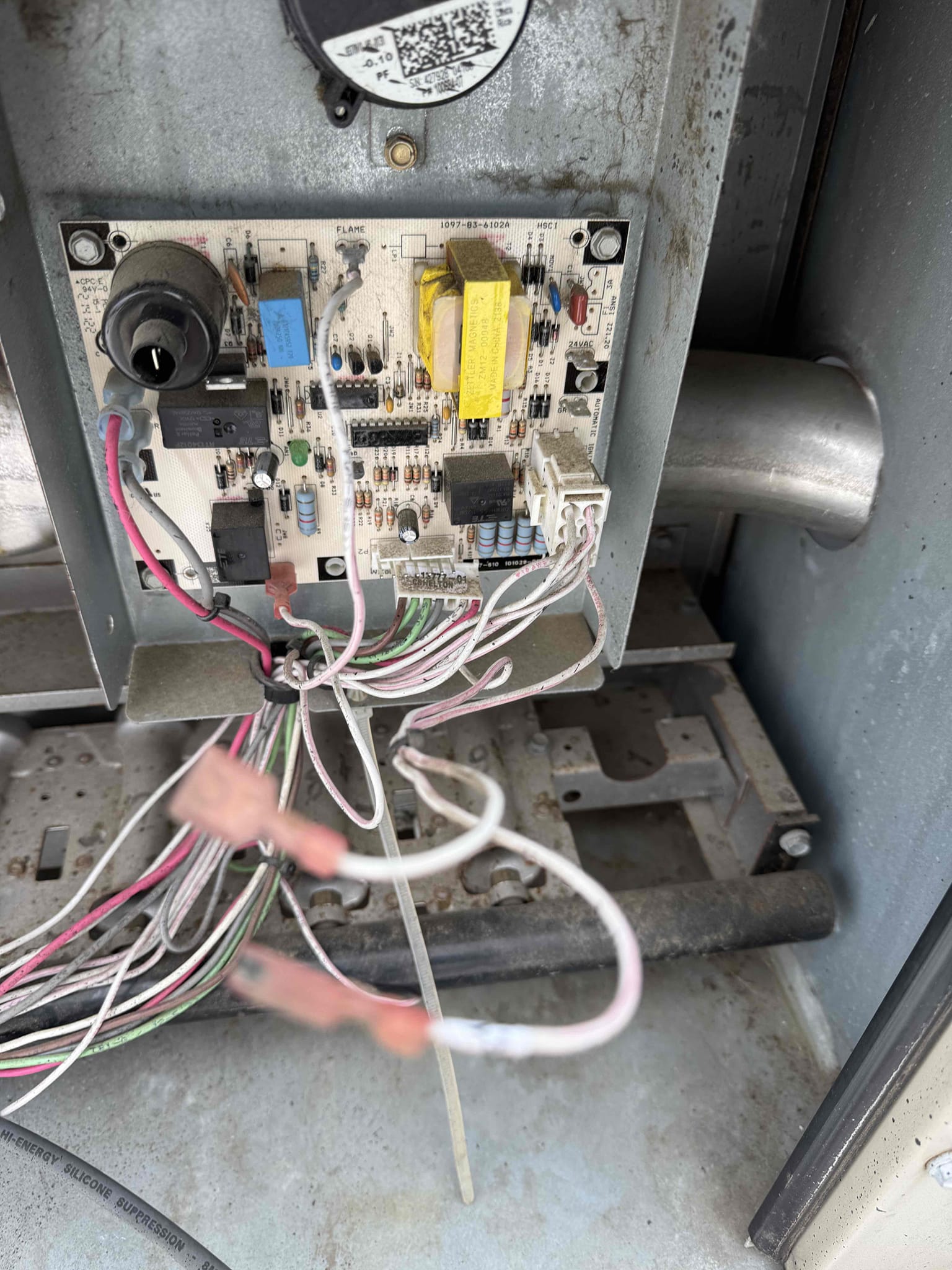 I was called to a home to repair a gas valve that was not working. Upon arrival, I tested the valve and found it to be working properly. However, I discovered that the control board unit had failed. I replaced the control board unit and tested the valve again. It was now working properly. The customer was very happy with the service and thanked me for my help.