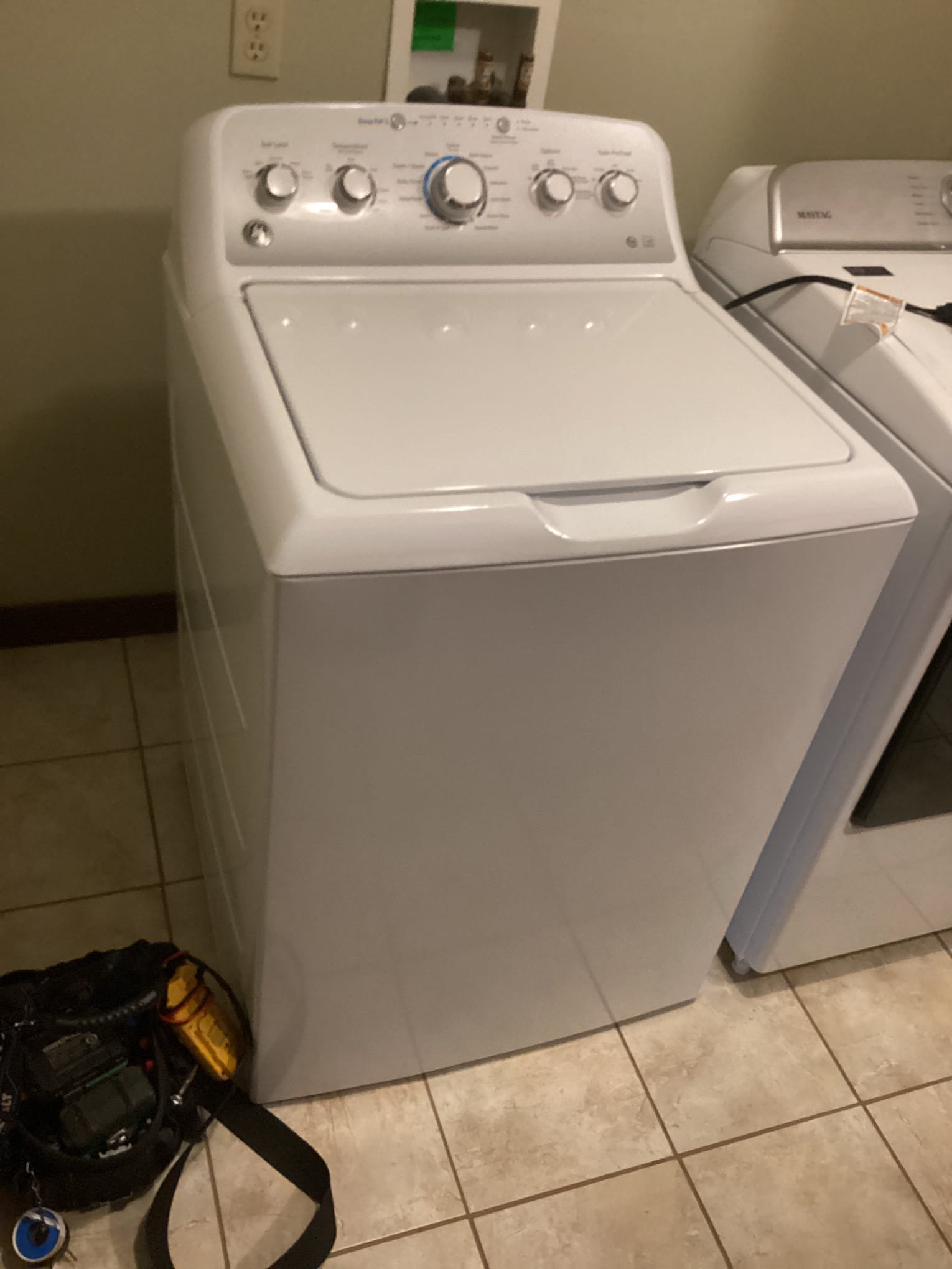 "The customer's motor pulley is broken and needs to be replaced. I will order the new pulley and call the customer when it arrives. I will also inform the customer of the cost of the new pulley and the labor cost to install it.