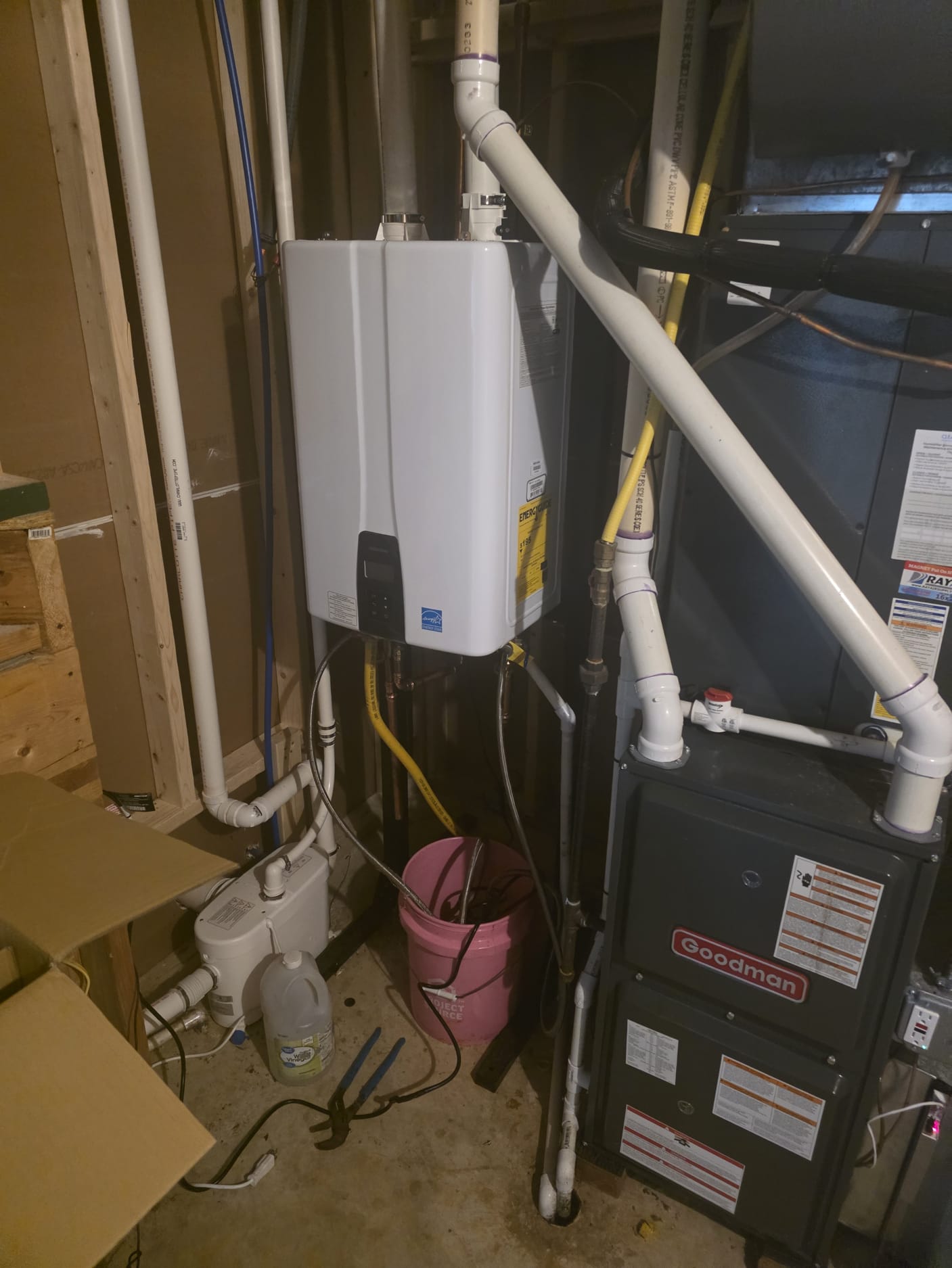 I am a skilled professional that works for a Dor-Mar Heating & Air Conditioning company. I recently completed a plumbing maintenance job for a customer. I inspected the plumbing system, replaced a water heater, and repaired a leaky faucet. I also provided the customer with an estimate for a new filtration system for their home.