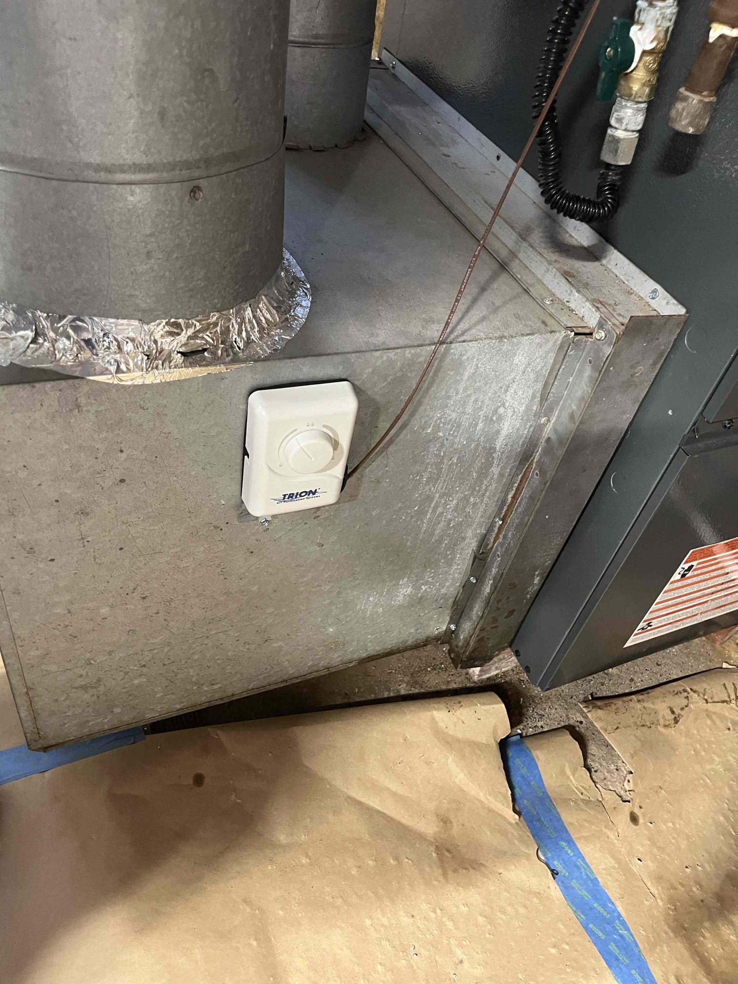 I was called to a home to fix a broken humidifier. Upon arrival, I found that the plenum had been damaged, so I had to replace it. I also installed a new humidifier and made sure it was working properly.