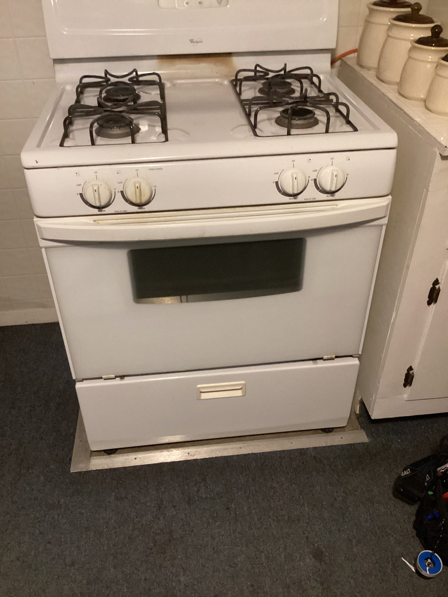 I am a highly skilled and experienced home service professional. I recently completed a job for a customer who needed a new ignitor installed in their furnace. The customer paid in full on this visit, and I was able to complete the job quickly and efficiently.
The ignitor is a small component that generates the spark that ignites the gas in the furnace. Over time, it can become worn out or damaged, which can cause the furnace to not work properly. I replaced the ignitor in the customer's furnace and tested it to ensure it was working correctly.

The customer was very satisfied with the job, and I was able to provide them with a warranty on the work. I also provided them with some tips on how to maintain their furnace to prevent future problems.

Overall, this was a successful job that I was able to complete quickly and efficiently. I am proud of the work that I do and take pride in providing my customers with high-quality service.