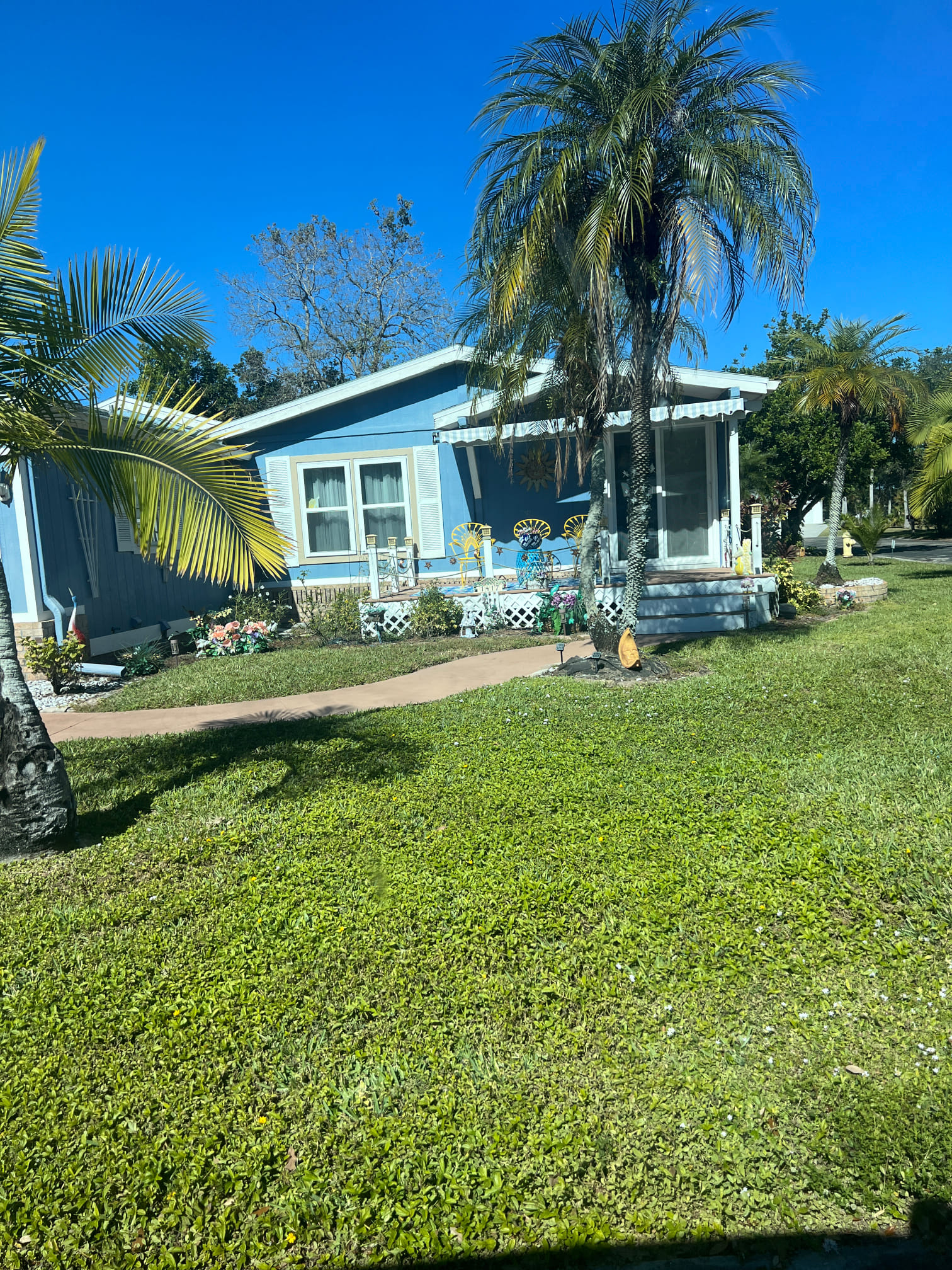 I was called to a home to inspect a clogged drain. The customer claimed that the drain was not the problem, but I could see that the water was not draining properly. I ran the system to make sure it was draining correctly and checked the pressures, which were good. I also noticed that the system was oversized for the home, which was causing the drain to clog. I replaced the system with a 2 1/2 ton unit, which should be sufficient for the 1,000 square foot home. I also noticed that there was water in the ducts, but there was no water in the ducts. I took pictures to show the customer.