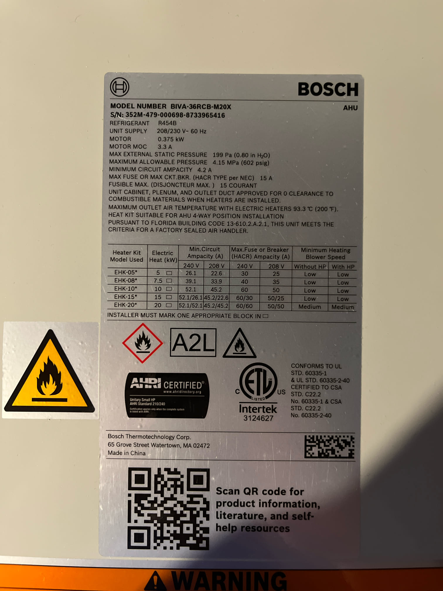 I was called to a home to repair a heat pump. Upon arrival, I found that the heat pump was not working. I diagnosed the issue as a faulty thermostat. I replaced the thermostat and tested the system. The heat pump was now working properly. I submitted a parts order form for a new thermostat and left the home.