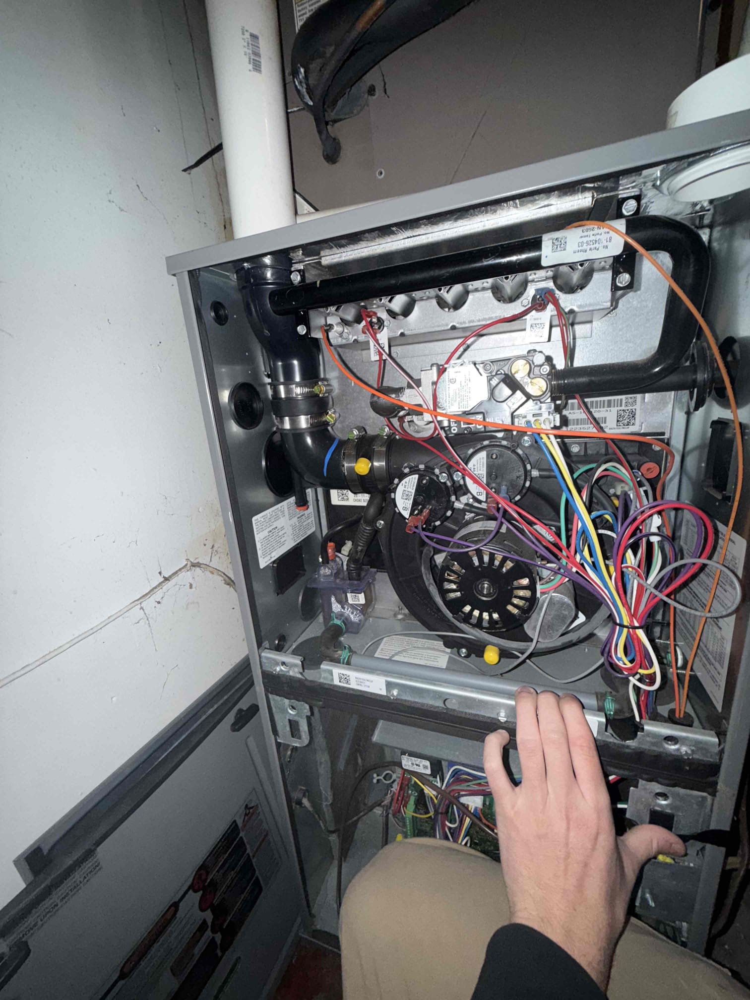 I was called to a home in the middle of winter to repair a furnace that was not working. Upon arrival, I found that the furnace was not producing heat. I checked the furnace and found that the flame sensor was dirty. I cleaned the flame sensor and the furnace started working again.