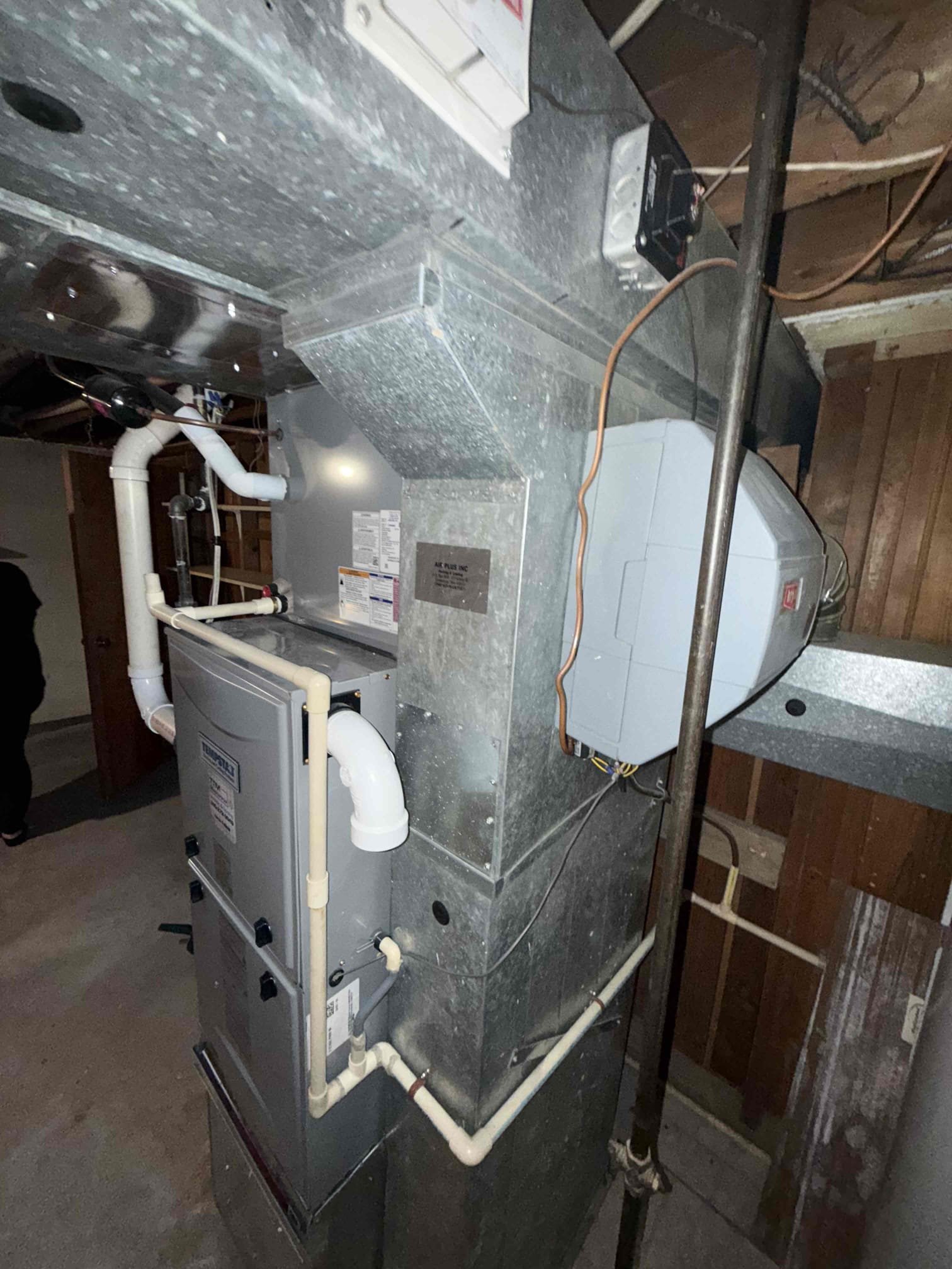 The customer called in to report that their home's electrical system was not working. I arrived at the customer's home and found that the wire from the transformer to the house was unplugged. I plugged the wire back in and the customer's electrical system was now operating.