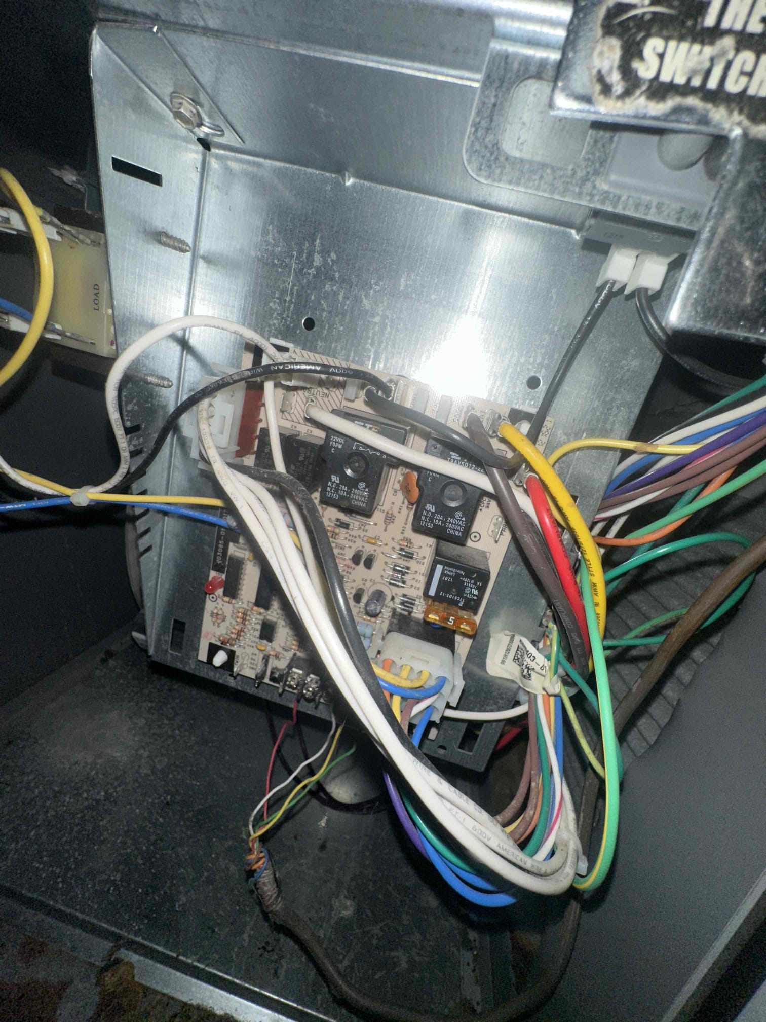 I was called to a home to fix a gas valve that was being picky. I arrived at the house and found that the valve was not opening properly. I checked the gas line and found that it was not properly connected. I repaired the connection and the valve started working properly. The homeowner was very grateful for my help and thanked me for my quick and efficient service.