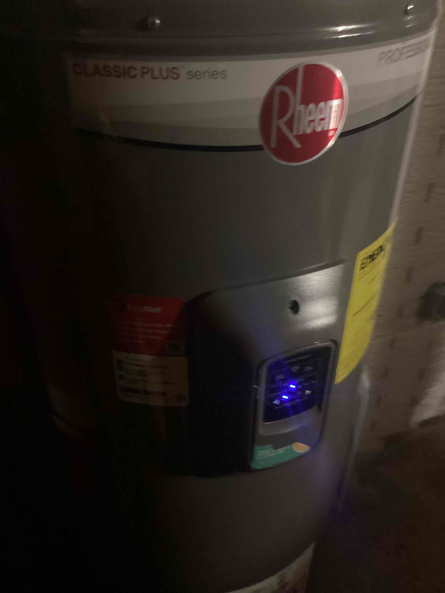 6 Yr Warranty 
Builders Grade