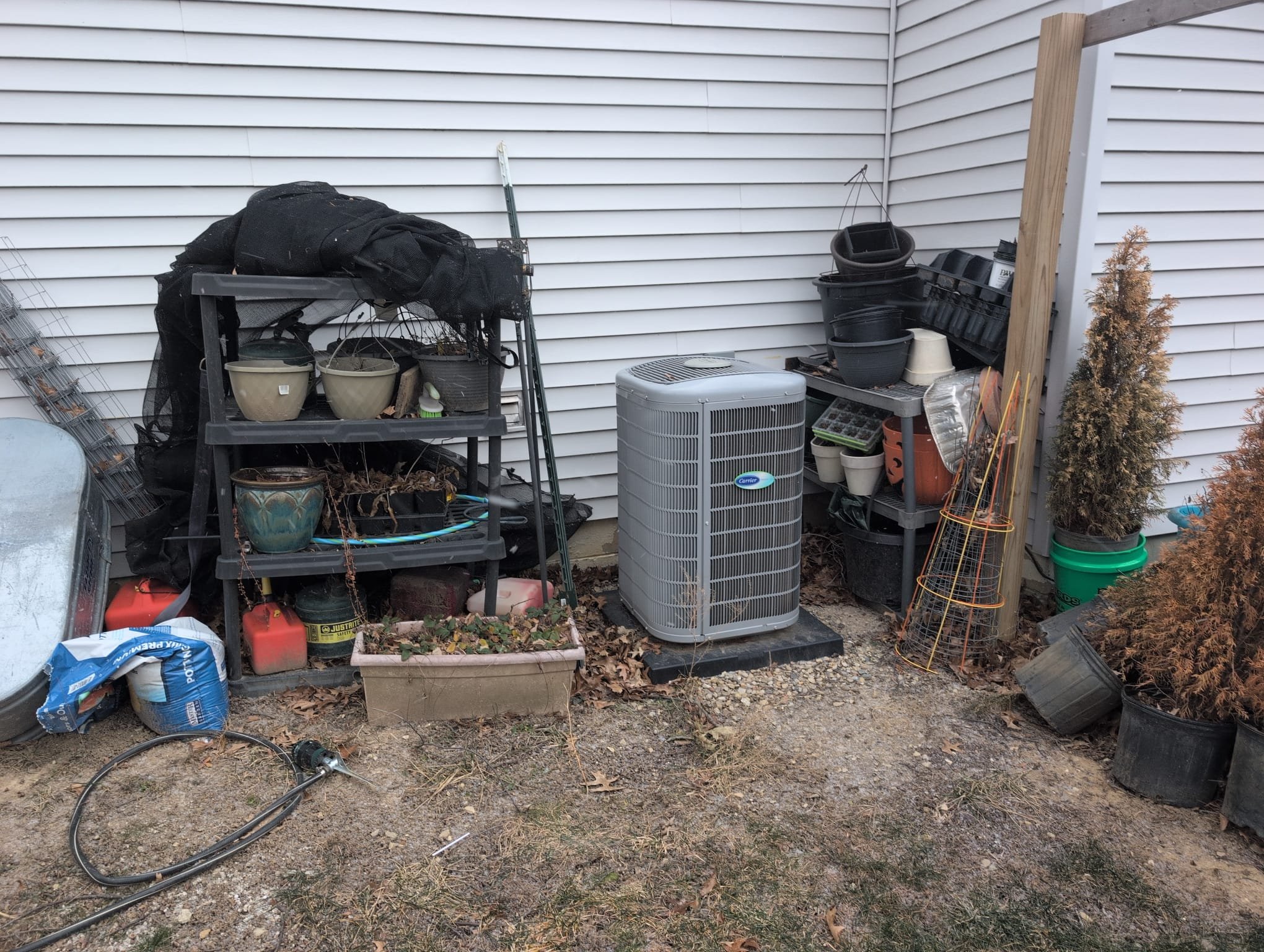 * client had us out for a tankless estimate. 
* Client is getting multiple quotes today, when we were here eco showed up. 
* We quoted a tankless client stated they will give us a call if they go with us. 
* The water heater is from 2007. 
* Client say that they don't have any hot water and haven't had hot water since last night.
* Gas line is csst. 
* It immediately from the outside meter comes in at 1 in to 1/2