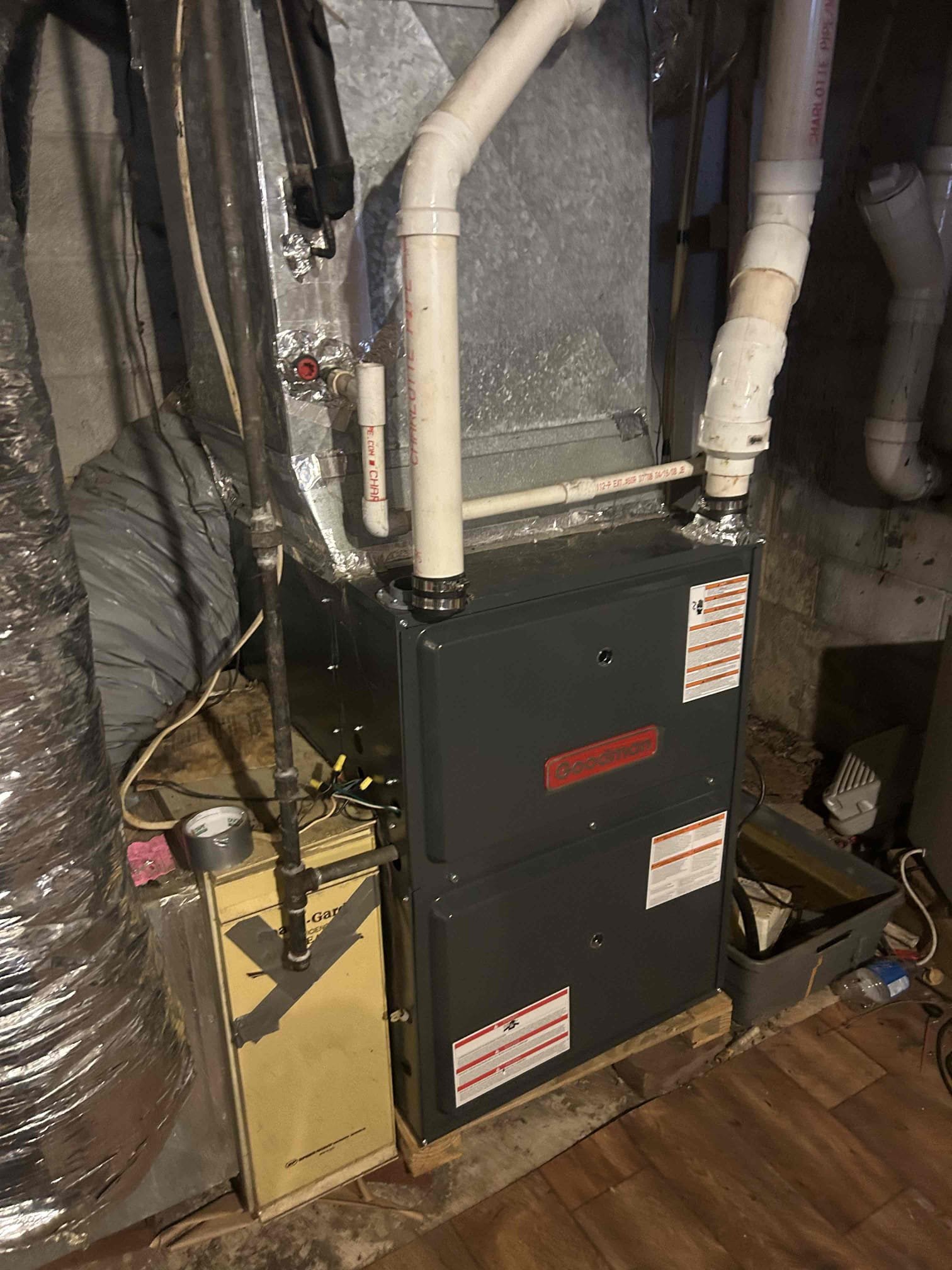 Unit working upon arrival with no codes: Checked potential pressure & limit issues. Let run for 20 after taking out a dirty filter. Customer will call back if it goes down again 