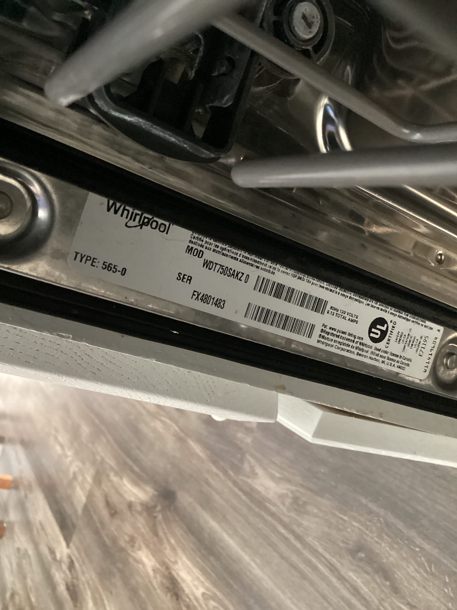 F6e1 error code thrown. Float switch and drain test good. Unit will not go into diag mode. Needs new controls to further diagnose 