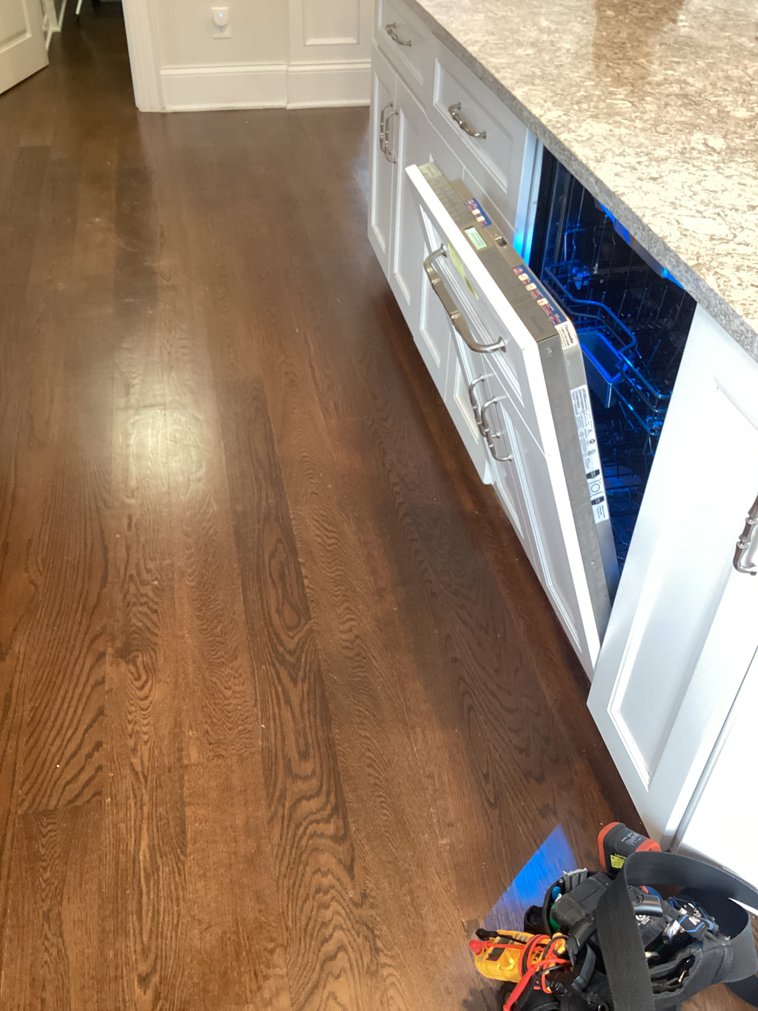 Unit is leaking from air break gasket. Unable to stop leak, needs gasket replaced 