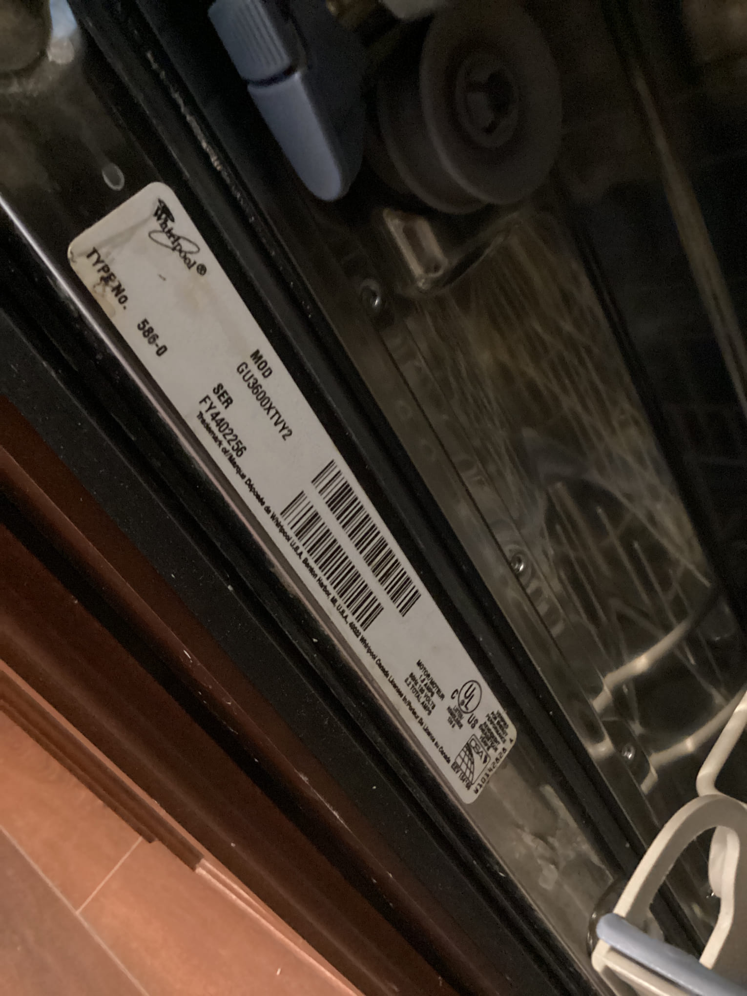 Bottom door gasket is warped and leaking