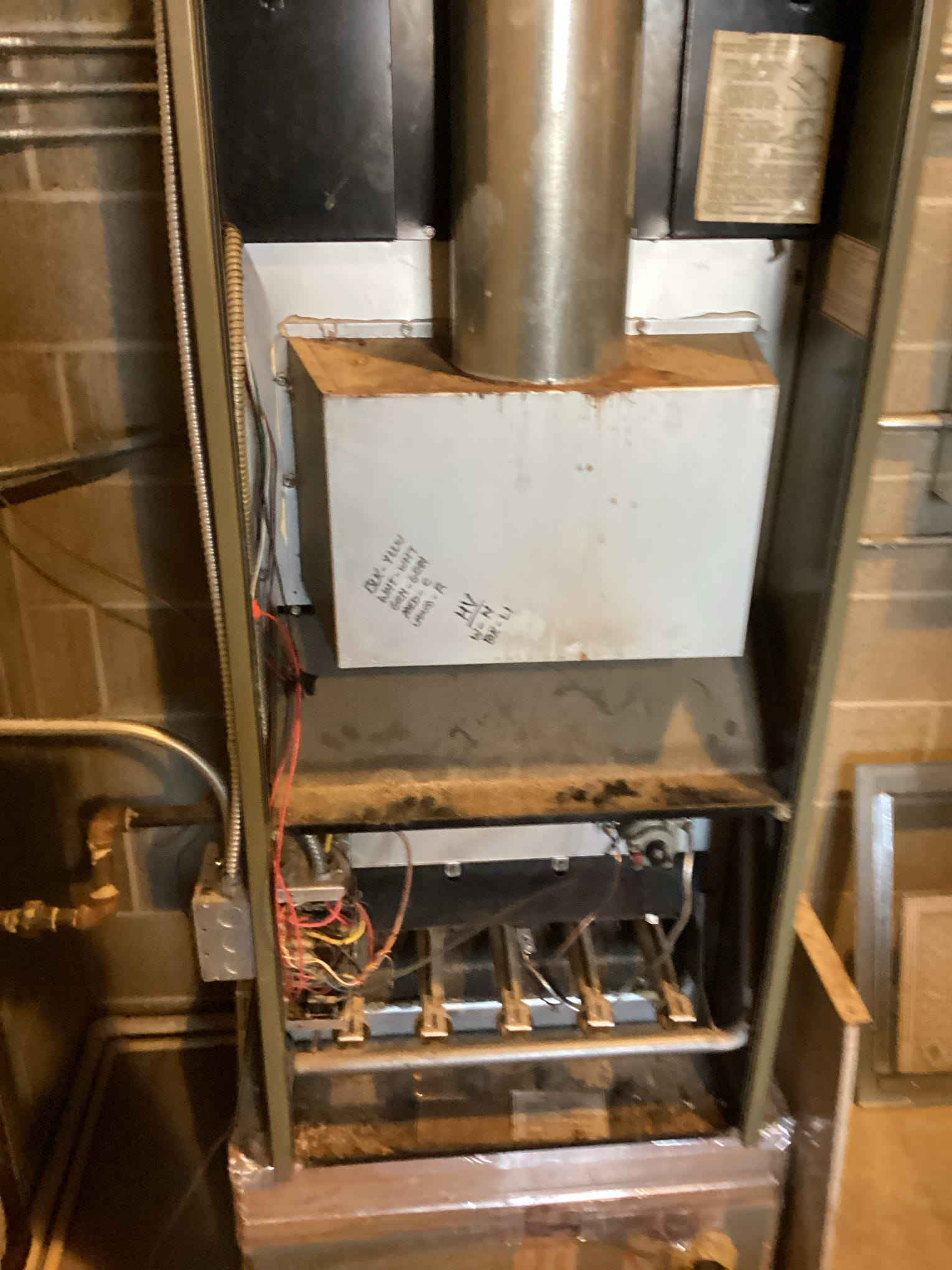 I successfully diagnosed and resolved an issue with the furnace's pilot light, ensuring it was properly lit. After thorough inspection and testing, I confirmed that the furnace is now operating efficiently. The system is running smoothly, providing consistent and reliable heating. All safety checks were completed to ensure optimal performance and safety.
