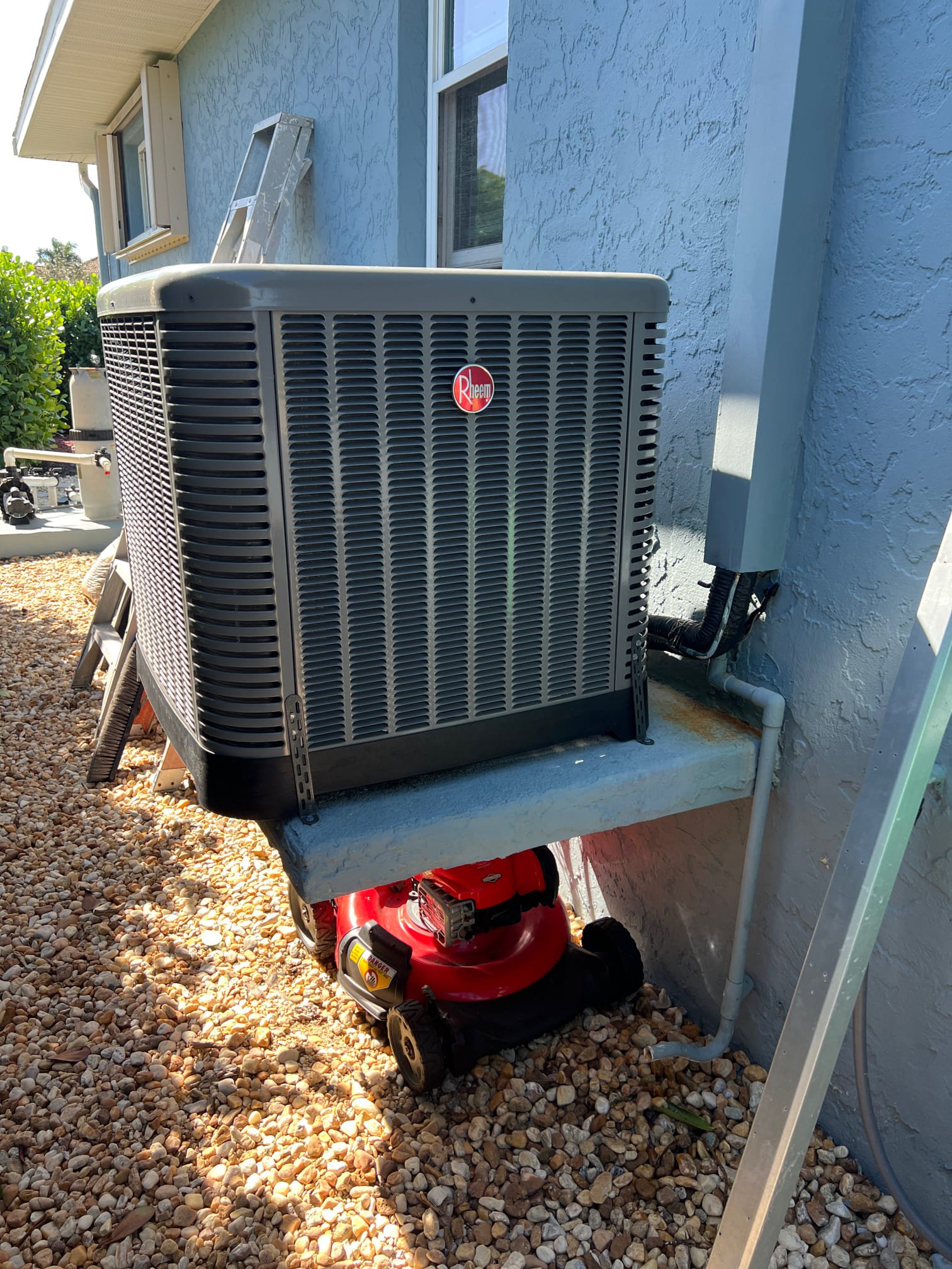 Upon arrival, I identified a clogged drain that had caused the sensor to trip, disrupting the system's functionality. I carefully cleared the drain, ensuring all debris and blockages were removed. Following this, I reset the sensor to its normal state. Next, I inspected the filter, confirming it was clean and in good condition. I also verified that the washable filter was free of any contaminants. After these steps, I tested the system's operation to ensure it was functioning correctly. The system is now cooling efficiently, and all components are operating as intended.