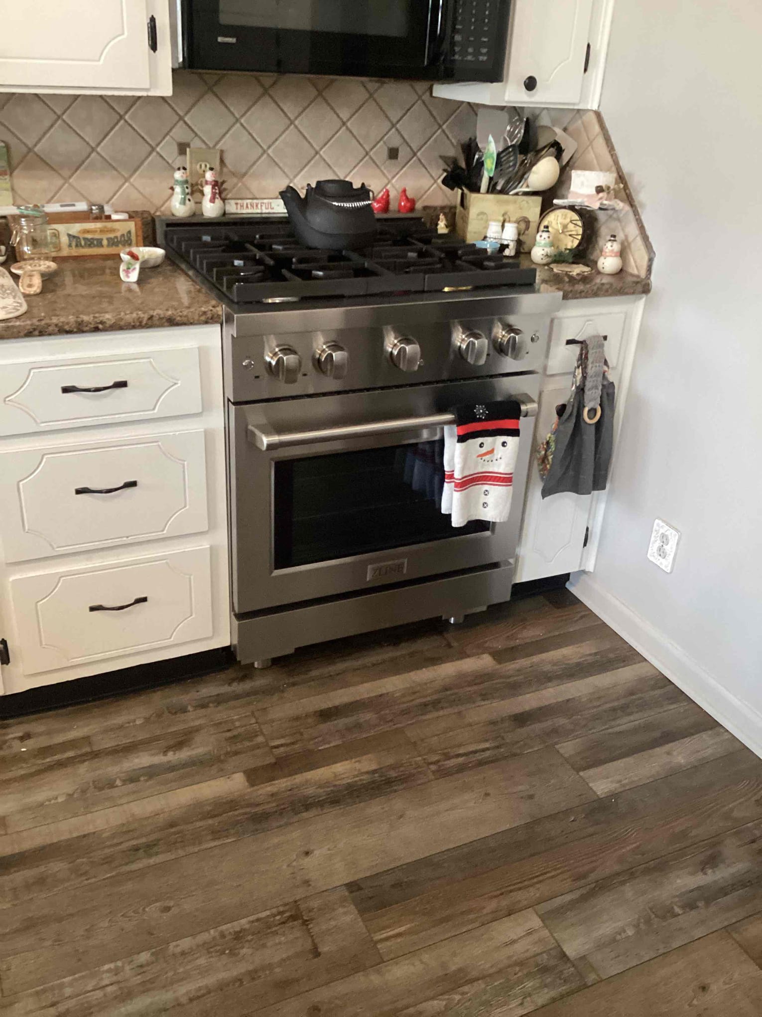 Upon receiving a service request for a malfunctioning appliance, I promptly identified the necessary part number, SGP-075, required for the repair. To expedite the process, I submitted an authorization request to the warranty department for the specific part. I ensured all relevant details were included in the request to facilitate a swift approval. Once the part is approved, I will email the necessary documentation to proceed with the repair. This thorough approach guarantees that the customer receives timely and efficient service.