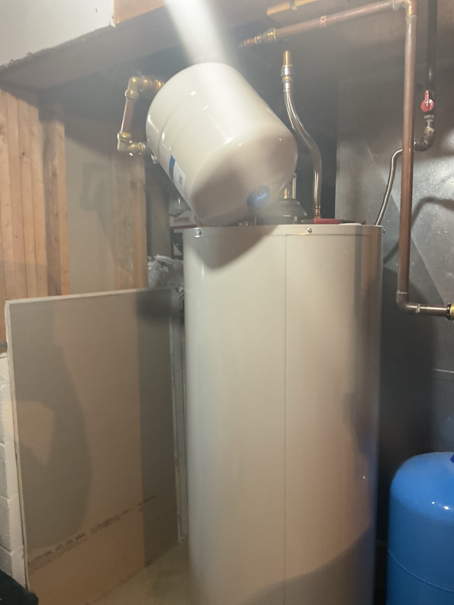 A client contacted us regarding a gas leak near the water heater we installed the previous day. Upon arrival, I used a soap and water solution to create bubbles around the suspected area. This method quickly identified the leak's source. I tightened the affected nut, which successfully stopped the leak. After confirming that the leak was resolved, I ensured everything was secure and functioning properly. The water heater is now safe and operational.