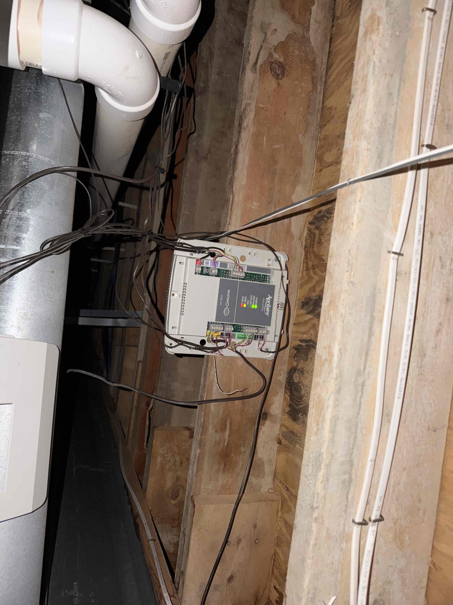 I meticulously adjusted the dampers to optimize airflow throughout the space. By utilizing the guest room as a heat sink, I effectively managed the temperature distribution. This involved precise adjustments to ensure that the heat was evenly dispersed, enhancing overall comfort. The process required careful attention to detail and a thorough understanding of the system's mechanics. The result was a balanced and efficient heating system, providing a comfortable environment.