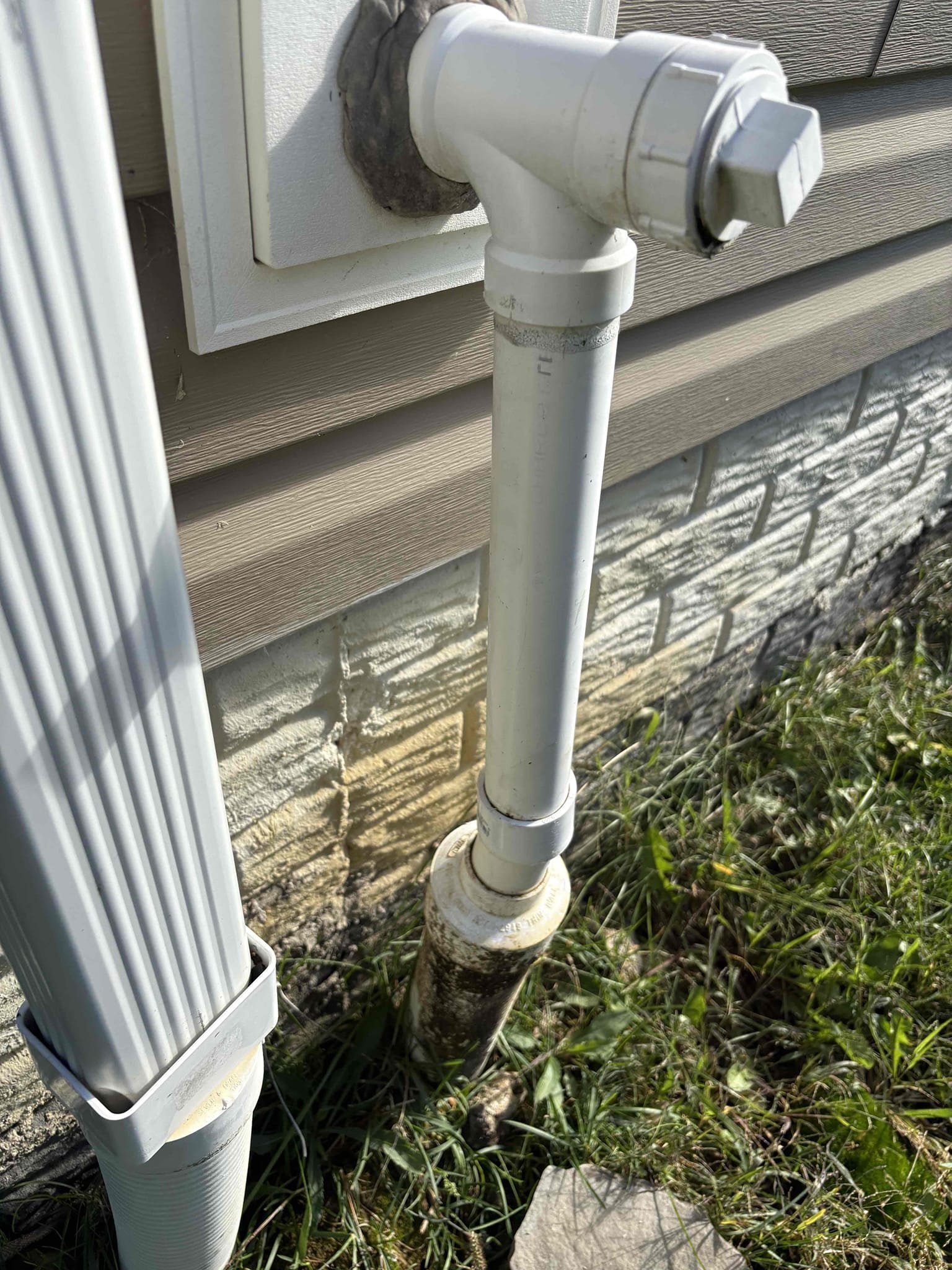 Pataskala, OH - Our skilled technicians have successfully repaired the existing 1½-inch sump pump discharge line, restoring it to optimal working condition. We began by thoroughly inspecting the affected section to identify any damage or issues. Necessary repairs were then made, ensuring the discharge line is securely fastened and functions correctly. This repair is crucial for safeguarding the property against water-related problems. The price covers all parts and labor, and any additional work beyond this scope will be discussed with the customer and completed as a change order.