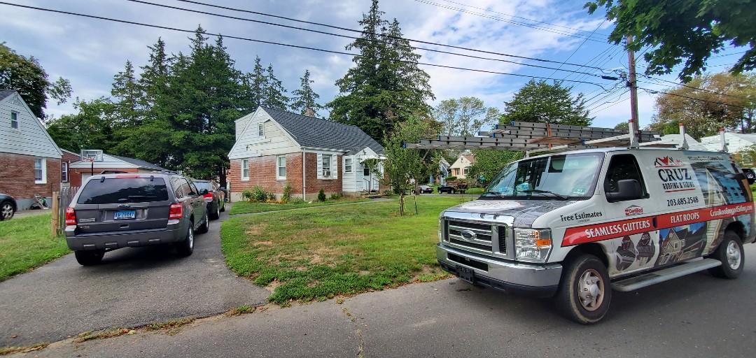 Fairfield, CT - Siding Replacement, we will install a new Vinyl siding. certainteed monogram D4 .46 gauge. New seamless gutters and downspouts. Fairfield, CT - Siding Replacement, we will install a new Vinyl siding. certainteed monogram D4 .46 gauge. New seamless gutters and downspouts.