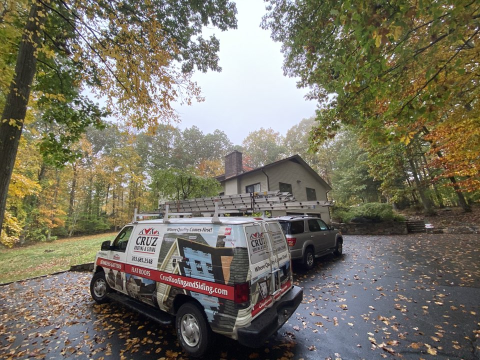 Weston, CT - GAF total roof replacement with new seamless gutters and micromesh gutter guards Weston, CT - GAF total roof replacement with new seamless gutters and micromesh gutter guards