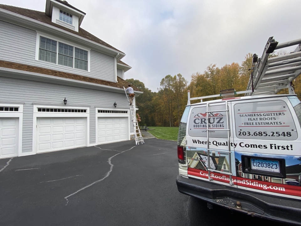 Fairfield, CT - LeafBlaster Pro Micromesg Gutter Guard install. Seamless Gutters Fairfield, CT - LeafBlaster Pro Micromesg Gutter Guard install. Seamless Gutters
