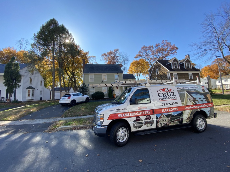 Fairfield, CT - Roof replacement with GAF Timberline shingles and new copper chimney flashing. Free Estimates. Fairfield, CT - Roof replacement with GAF Timberline shingles and new copper chimney flashing. Free Estimates.