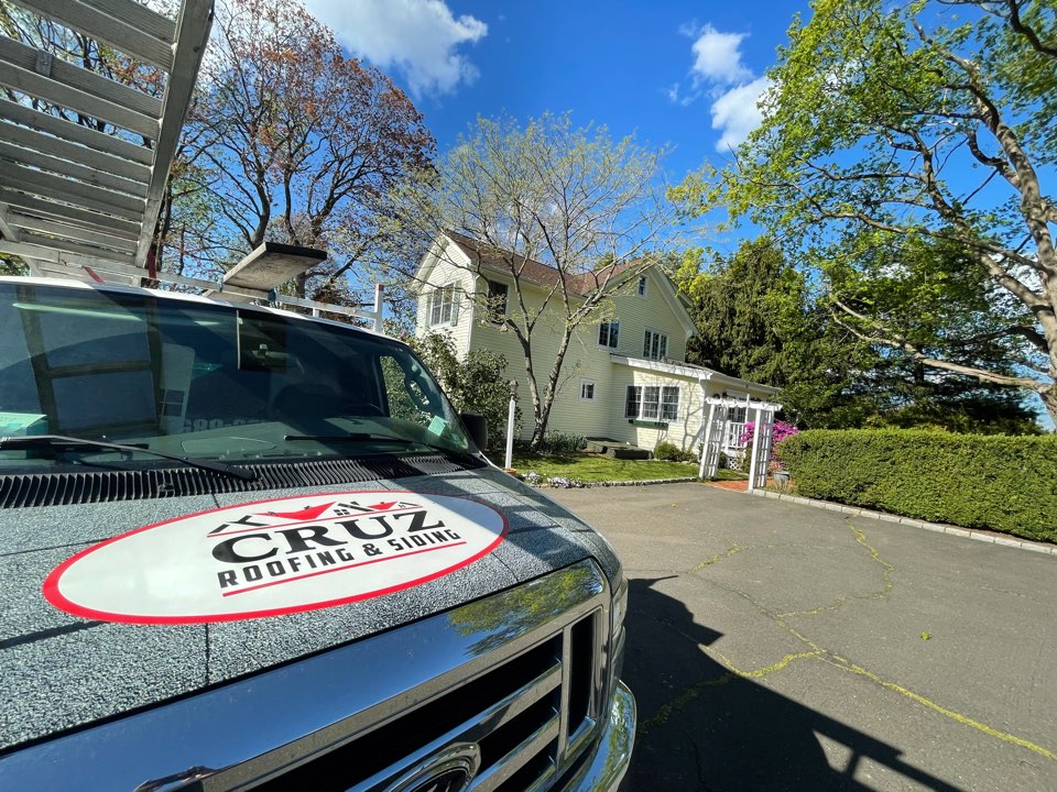 Fairfield, CT - Roof replacement, client has leaks and we will install a new Owens Corning total roof protection. Fairfield, CT - Roof replacement, client has leaks and we will install a new Owens Corning total roof protection.