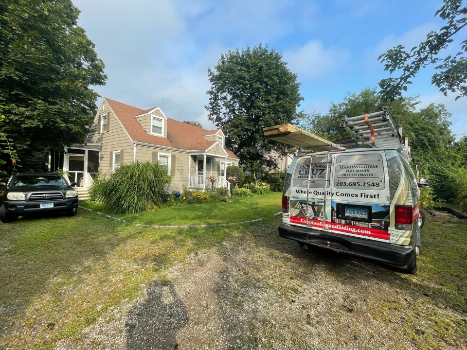 Fairfield, CT - Roof replacement in Westport Connecticut. New Owens corning roof system in color desert tan Fairfield, CT - Roof replacement in Westport Connecticut. New Owens corning roof system in color desert tan