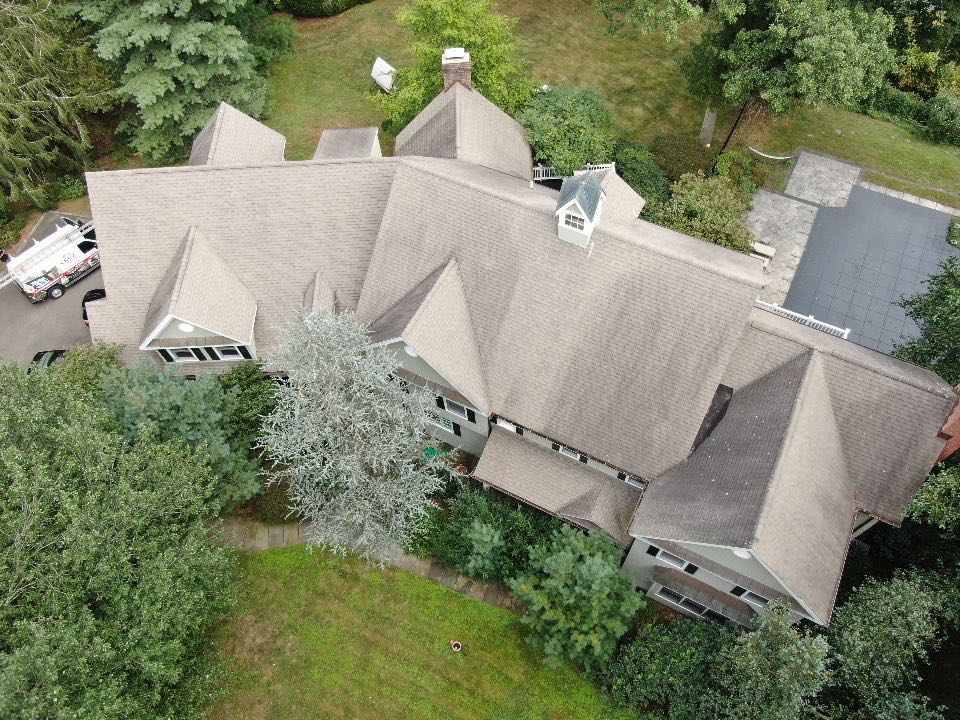 Westport, CT - Roof replacement in Westport Connecticut, Cruz Roofing and St will be installing a new Owens Corning total roof protection system in color teak. Westport, CT - Roof replacement in Westport Connecticut, Cruz Roofing and St will be installing a new Owens Corning total roof protection system in color teak.