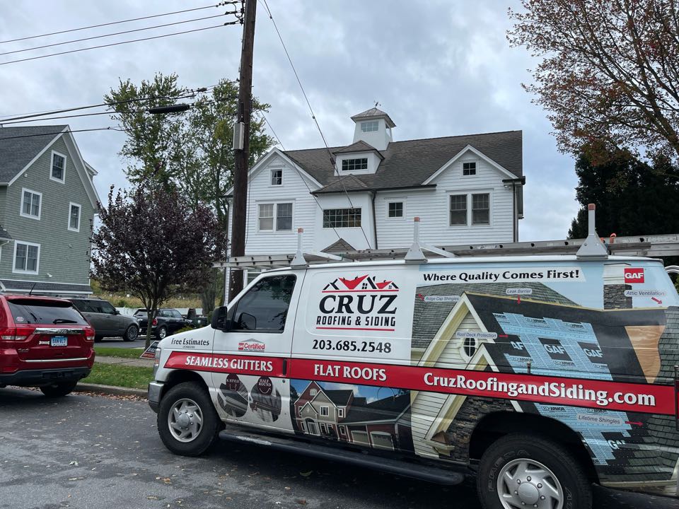 Fairfield, CT - Cedar wood siding installation in Fairfield Connecticut. Fairfield, CT - Cedar wood siding installation in Fairfield Connecticut.