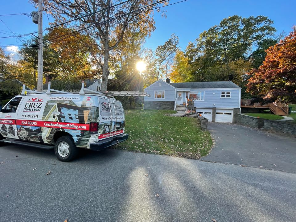 Fairfield, CT - Roof replacement in Fairfield Connecticut, we will be installing a new GAF timberline roof system and color pewter gray. Fairfield, CT - Roof replacement in Fairfield Connecticut, we will be installing a new GAF timberline roof system and color pewter gray.
