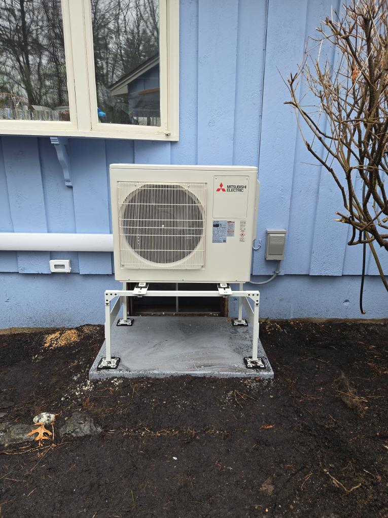 Project Overview

Supply and install a multi-zone ductless heat pump system to serve both the Master Bedroom and the first-floor Family Room. This solution allows for independent temperature control in each space, providing high-efficiency cooling, dehumidification, and supplemental heating.

Scope of Work

1. Equipment Installation

Master Bedroom (Indoor Unit A): Install one (1) High-Wall Indoor Unit, positioned on the wall facing the backyard.

Family Room (Indoor Unit B): Install one (1) High-Wall Indoor Unit in the location of the existing in-wall A/C.

Outdoor Unit: Position the outdoor condenser on the ground level underneath the bay window.

Client Responsibilities: * Shrub Relocation: Client will need to relocate one shrub to provide clearance for the outdoor unit.

Carpentry: Client to have their carpenter remove the existing in-wall A/C unit and patch/finish the wall opening prior to our installation so the new indoor unit can be mounted seamlessly over that location.

2. Li