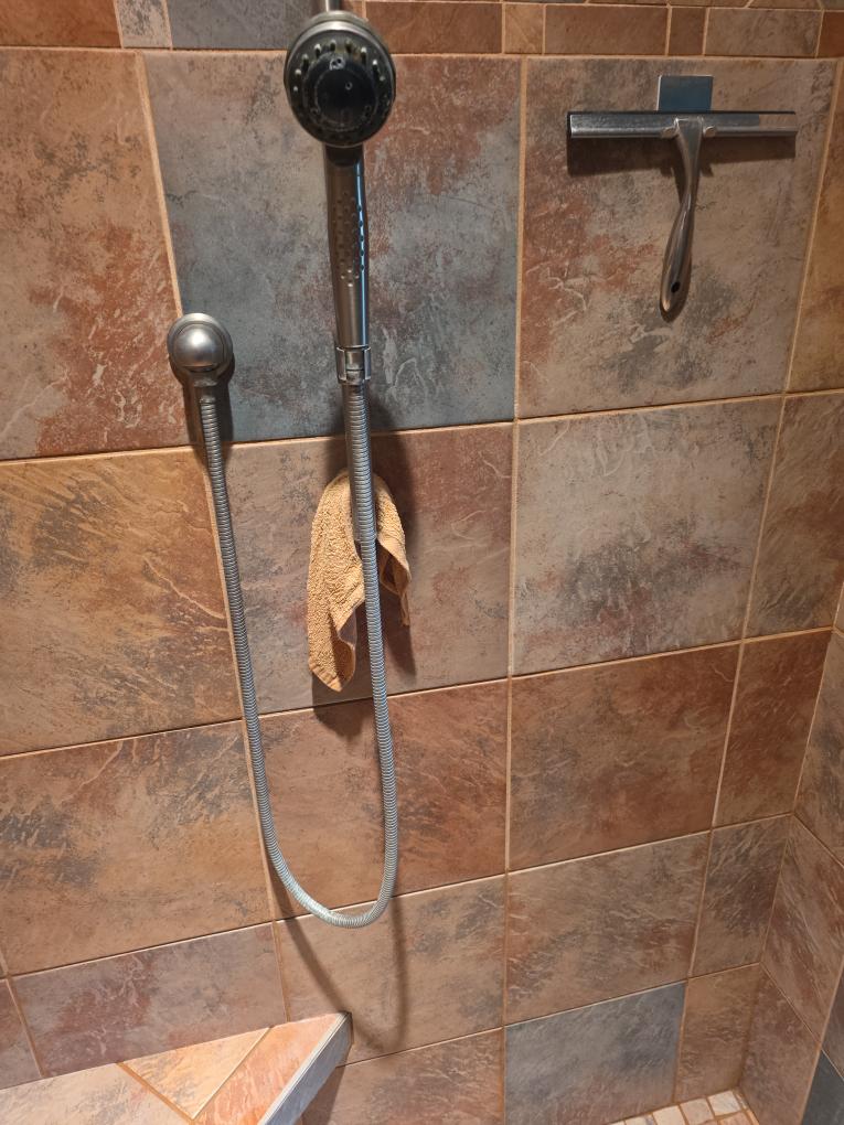 Replace laundry sink and faucet in garage 