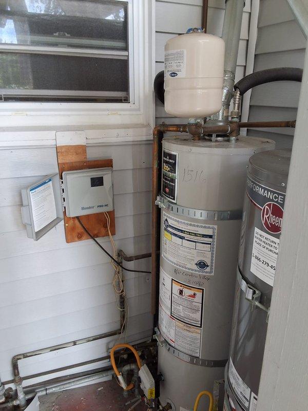 Responded to warranty service call for URG140T6N furnace with pilot light failure. Removed and replaced defective pilot assembly and gas control valve to restore proper ignition and flame retention. Returned for follow-up visit to complete gas control and pilot assembly repair, verifying system operation and ensuring unit maintained stable pilot flame under 90-day labor warranty coverage.