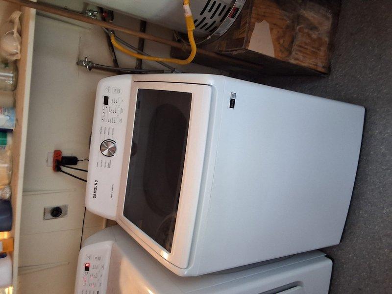 Performed inspection and provided estimate for replacement of existing 40-gallon gas water heater. Assessed current unit condition and discussed installation requirements including necessary permitting. Presented replacement options for 40-gallon gas water heater model and reviewed available payment methods with property owner.