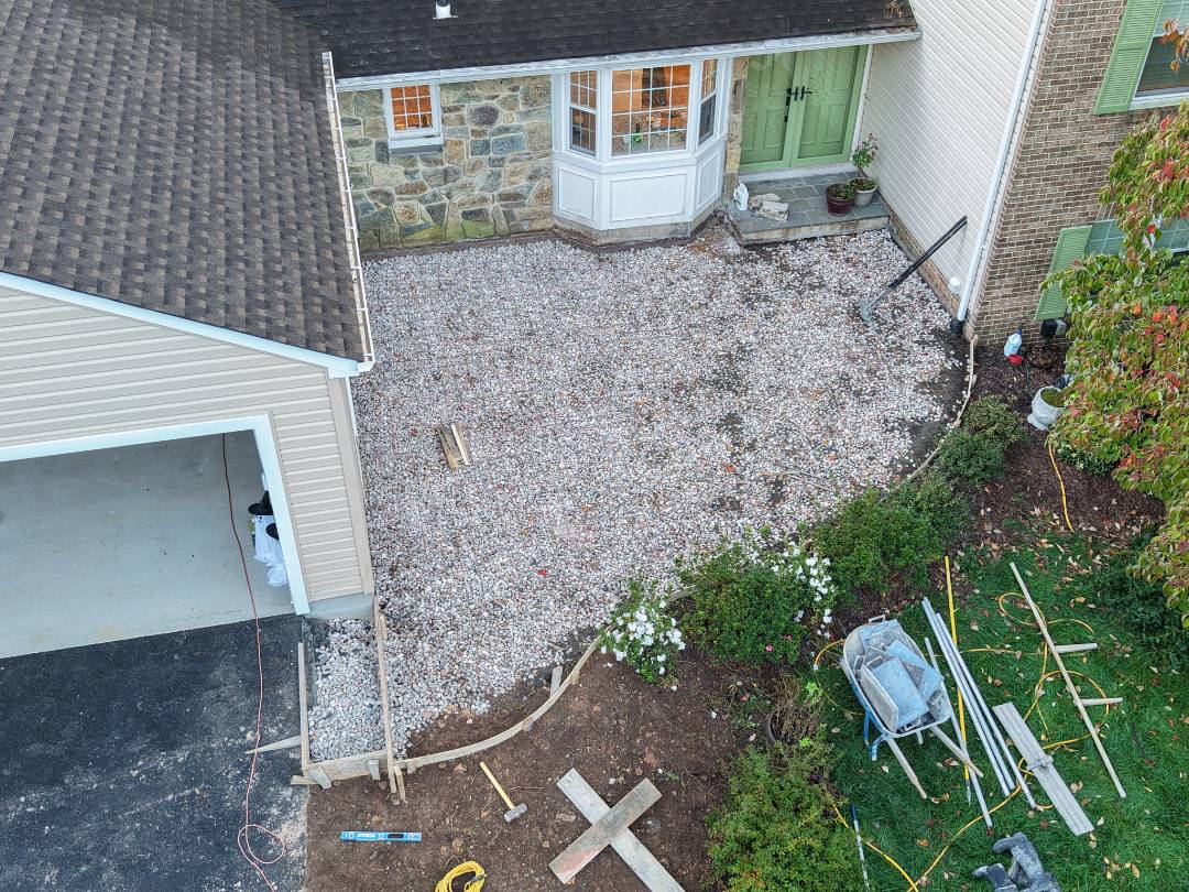 GARAGE & FRONT PORCH PATIO COMPLETED.
VIENNA, VA 
VANQUISH HOME SERVICES 571-200-9628  GARAGE & FRONT PORCH PATIO COMPLETED.
VIENNA, VA 
VANQUISH HOME SERVICES 571-200-9628