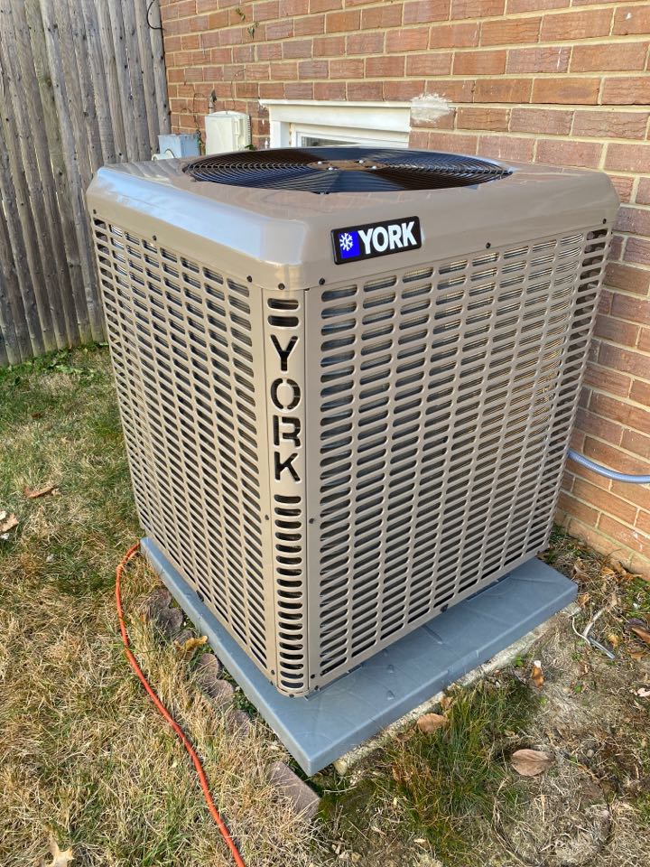 Installation of York heat pump system in Clinton MD. 