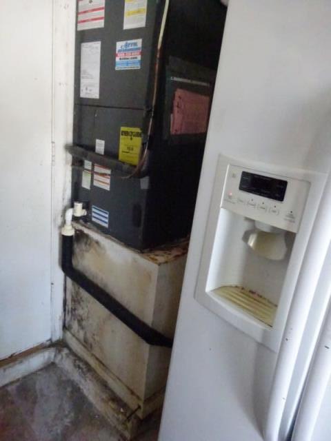 West Palm Beach, FL - This Air Conditioner had an overflow of water when the drain from the condensation pan backed up. The water penetrated the walls and caused damage to the laminated flooring in the adjacent living room. I had the insurance company pay to replace the flooring. West Palm Beach, FL - This Air Conditioner had an overflow of water when the drain from the condensation pan backed up. The water penetrated the walls and caused damage to the laminated flooring in the adjacent living room. I had the insurance company pay to replace the flooring.