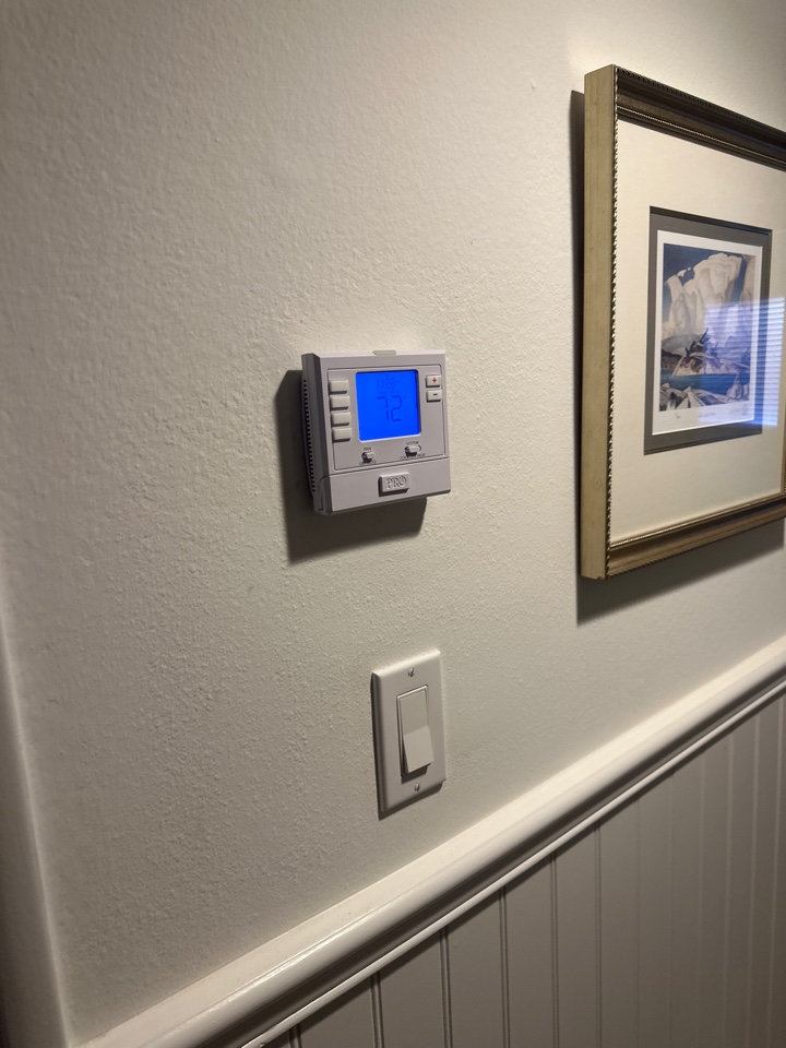 Thermostat installation 