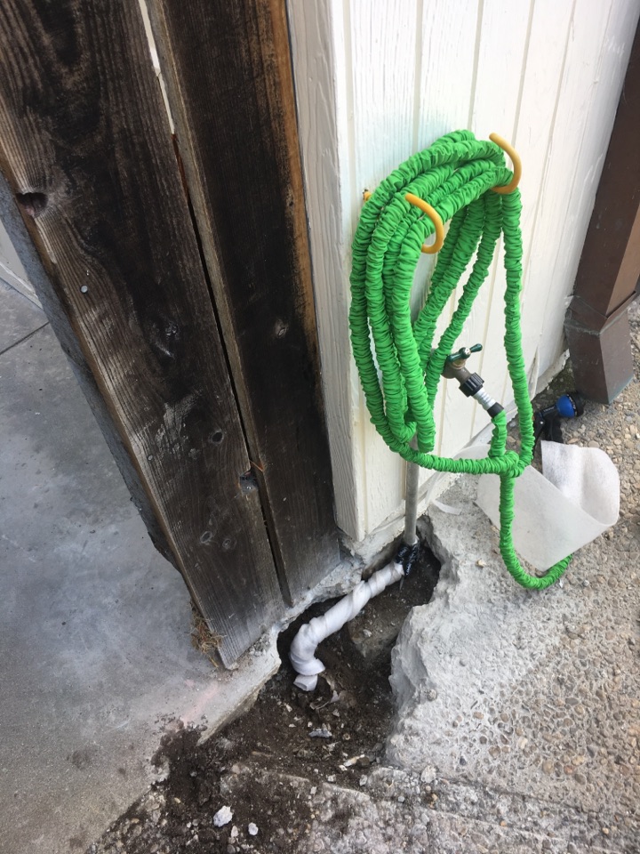 Moved hose Bibb