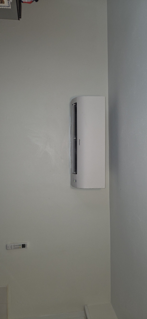 Yardley, PA - installed diakin ductless ac/hp system. includes 3 heads with one condensor in yardley pa