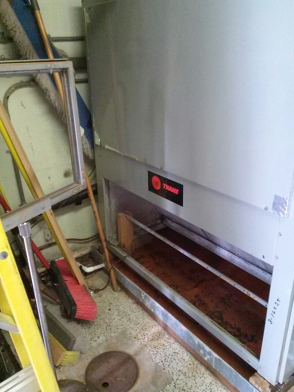 Repair commercial air conditioning system