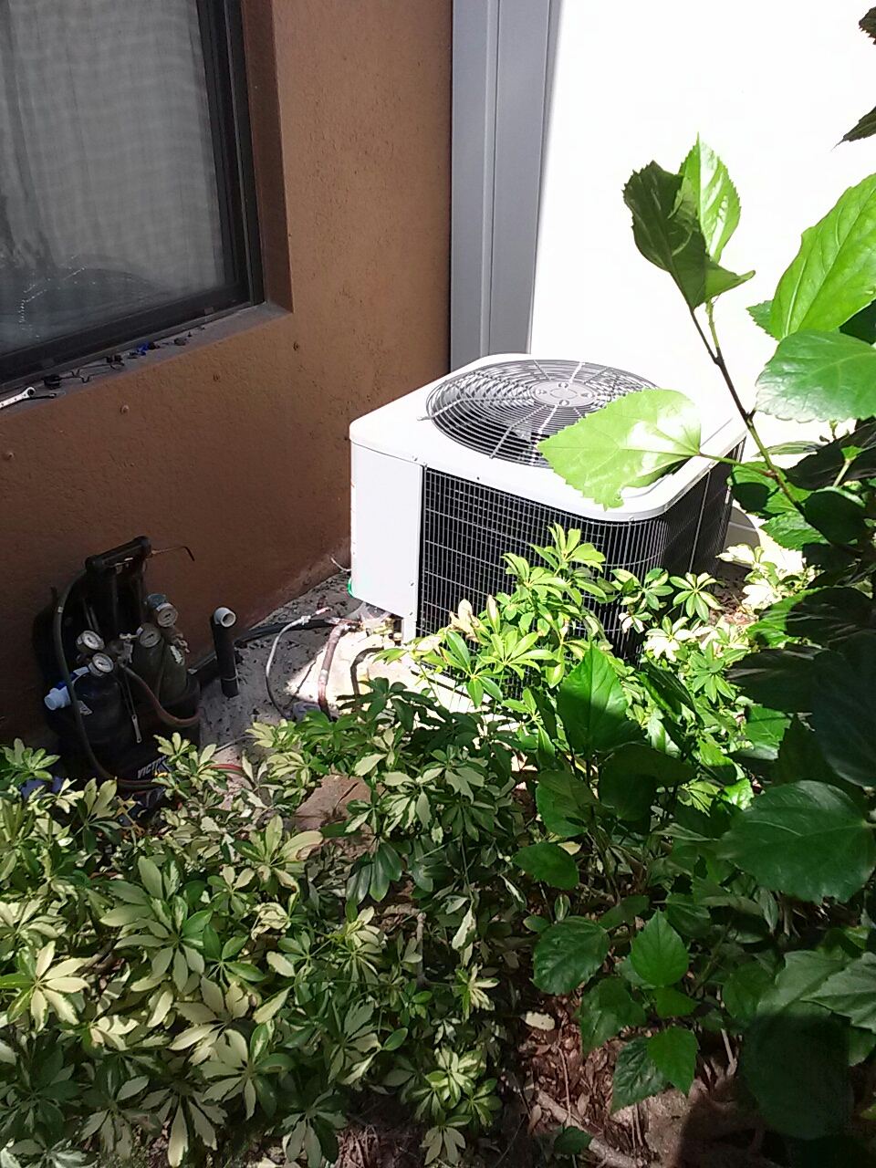 Installing new heat pump Comfortmaker Beachside